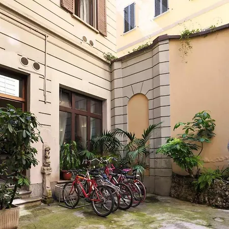 Contempora - Saffi 12 * Milan